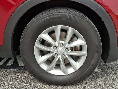 Used 2017 Kia Sorento AWD image 9