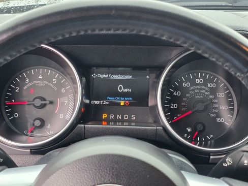 Used 2019 Ford Mustang Premium image 22