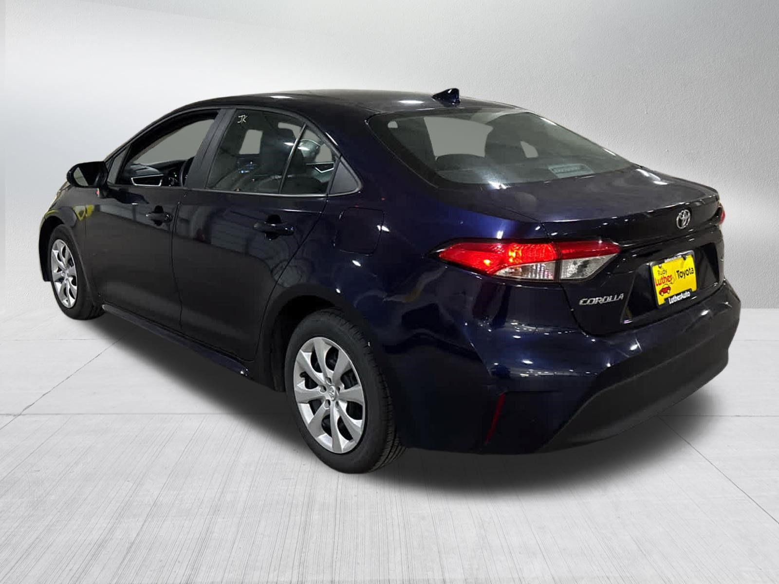 Used 2024 Toyota Corolla LE FWD image 4