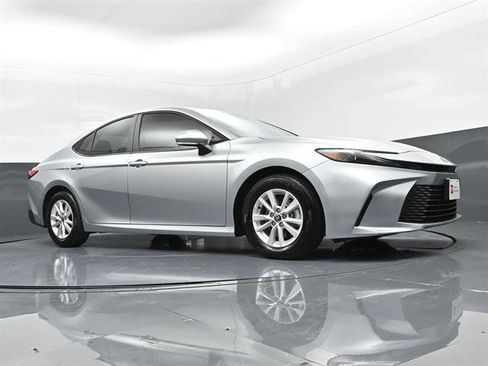 Certified 2026 Toyota Camry LE w/ Convenience Package FWD image 29