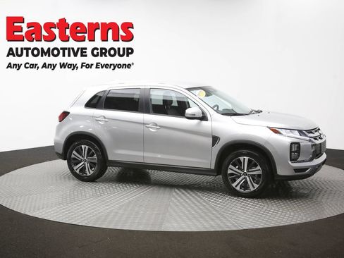 Used 2025 Mitsubishi Outlander Sport SE AWD/4WD image 46