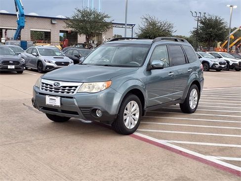 Used 2013 Subaru Forester 2.5X Limited image 2