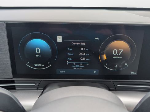 New 2026 Hyundai Kona Limited FWD image 11