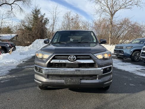 Used 2020 Toyota 4Runner Limited image 14