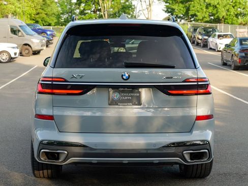 Used 2024 BMW X7 xDrive40i w/ M Sport Package AWD/4WD image 6
