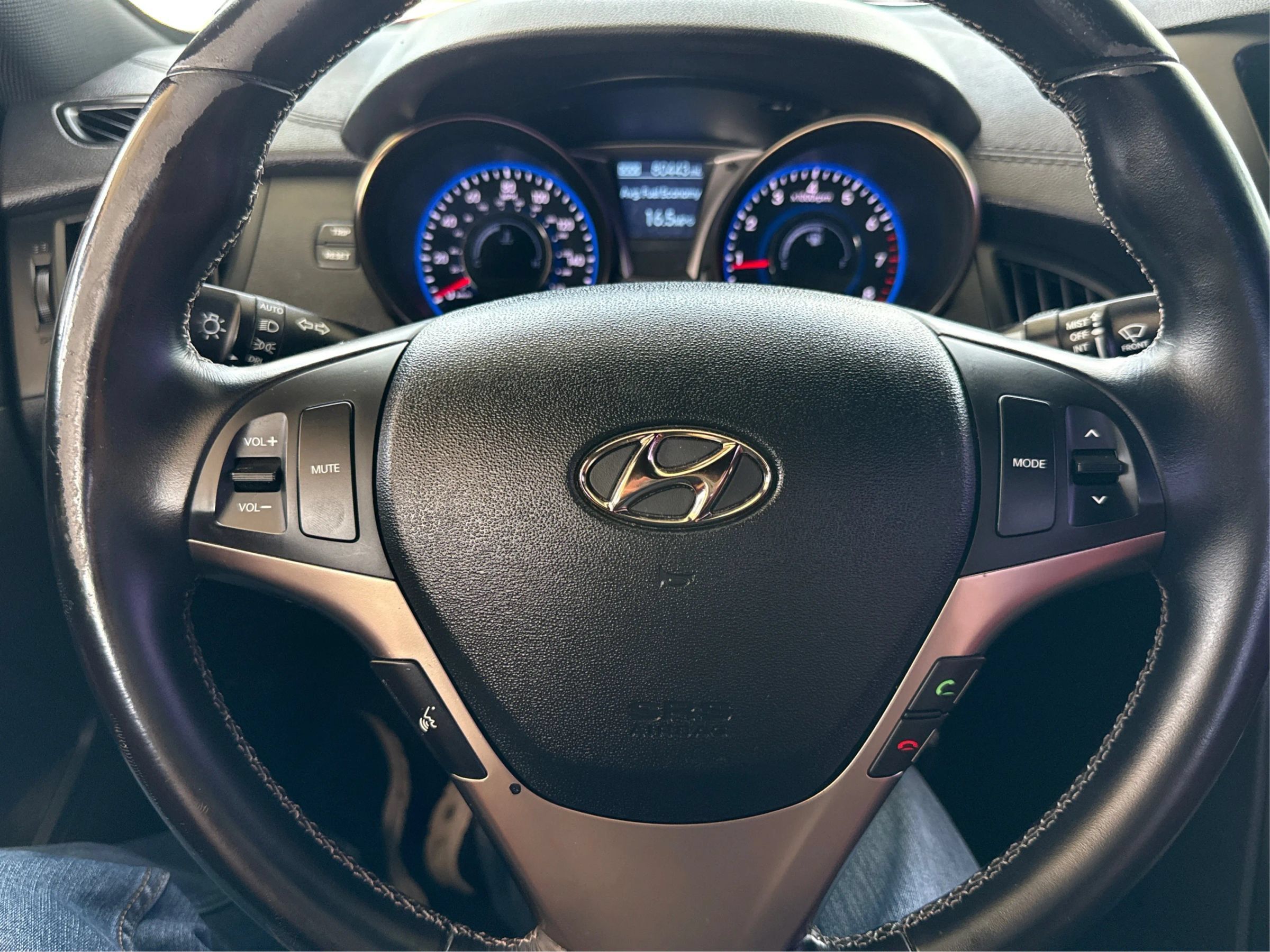 Used 2013 Hyundai Genesis 2.0T RWD image 17