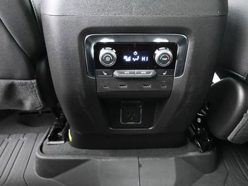 New 2026 GMC Yukon AT4 w/ AT4 Premium Plus Package image 20