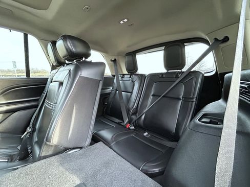 Used 2020 Lincoln Aviator Reserve w/ Equipment Group 202A image 20