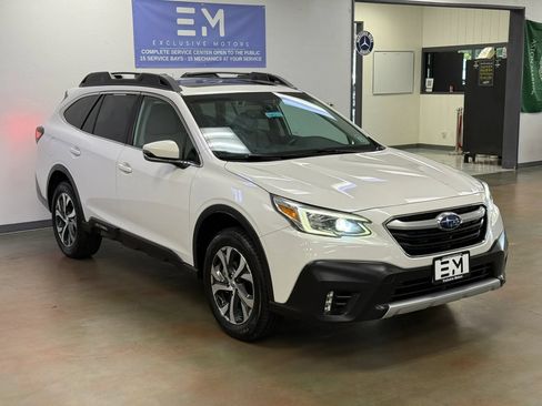 Used 2022 Subaru Outback Limited AWD/4WD image 2