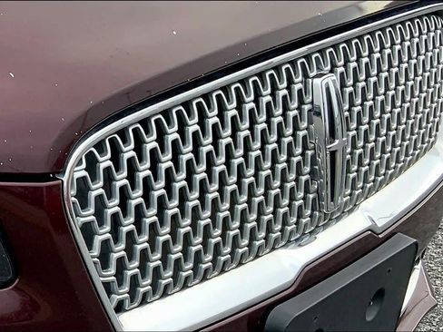 Used 2017 Lincoln MKZ Reserve w/ Climate Package image 27