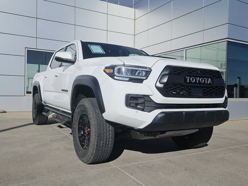 Used 2023 Toyota Tacoma TRD Pro image 4