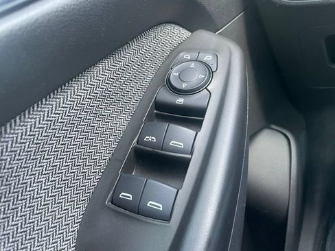 Used 2025 Chevrolet TrailBlazer LT AWD/4WD image 21
