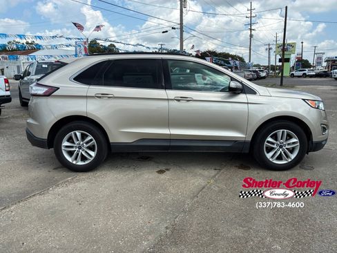 Used 2018 Ford Edge SEL w/ Equipment Group 201A FWD image 14