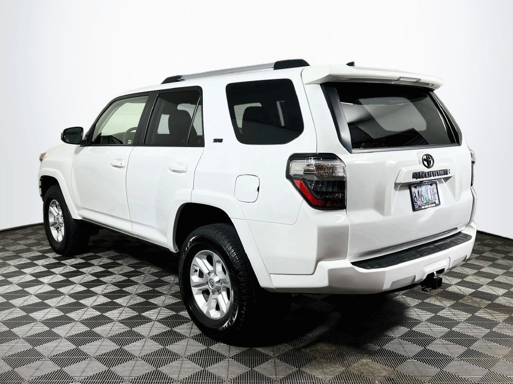 Certified 2024 Toyota 4Runner SR5 AWD/4WD image 5