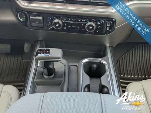 Used 2023 Chevrolet Silverado 1500 LT AWD/4WD image 18