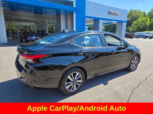 Used 2023 Nissan Versa SV FWD image 9