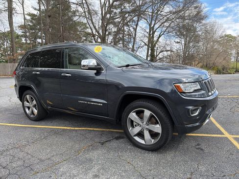 Used 2014 Jeep Grand Cherokee Overland image 10