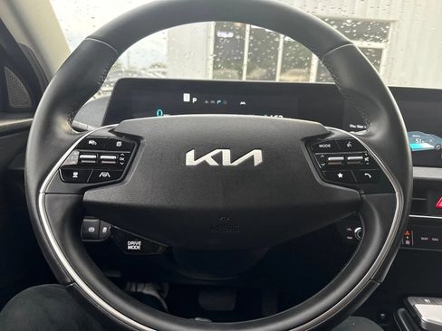 Used 2024 Kia EV6 Wind w/ Wind Technology Package RWD image 19