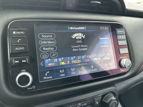 Used 2023 Nissan Kicks SR w/ SR Premium Package image 14