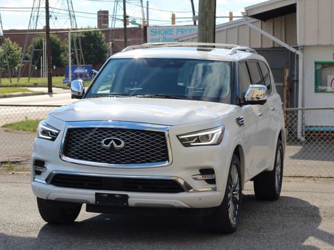 Used 2019 INFINITI QX80 Luxe w/ 22" Wheel Package AWD/4WD image 3