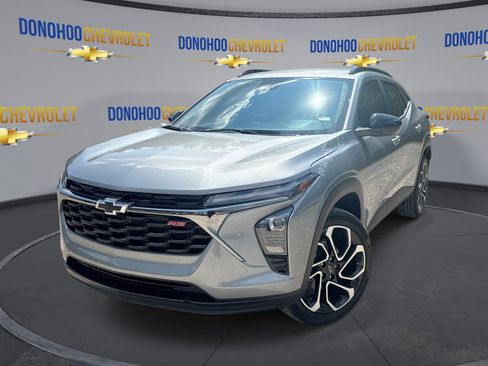 New 2026 Chevrolet Trax RS w/ Driver Confidence Package FWD image 4