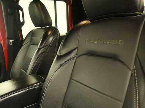 Used 2020 Jeep Gladiator Overland AWD/4WD image 21