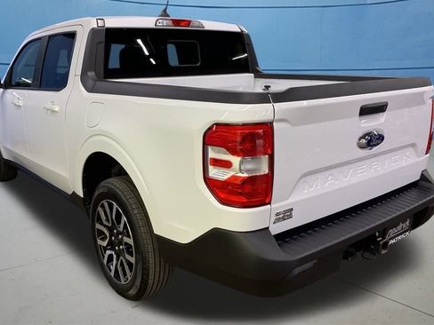 Used 2023 Ford Maverick Lariat image 7