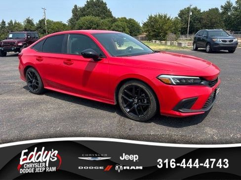 Used 2023 Honda Civic Sport image 1