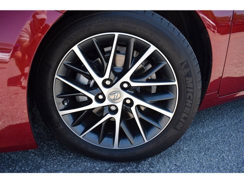 Used 2018 Lexus ES 350 image 11