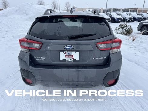 Used 2023 Subaru Crosstrek 2.0i Premium image 4