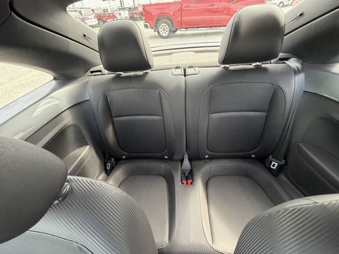 Used 2012 Volkswagen Beetle 2.5 FWD image 21