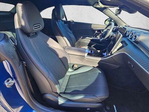 Used 2024 Mercedes-Benz CLE 300 4MATIC Cabriolet image 20