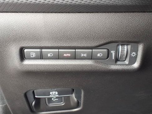 New 2026 Jeep Cherokee Limited AWD/4WD image 17