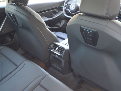 Certified 2025 BMW 530i xDrive AWD/4WD image 33