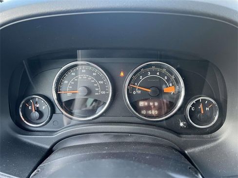 Used 2017 Jeep Compass Latitude image 25