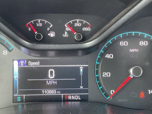 Used 2017 Chevrolet Colorado Z71 w/ Z71 Midnight Edition image 9