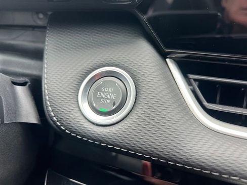 Certified 2025 Chevrolet Equinox LT image 24