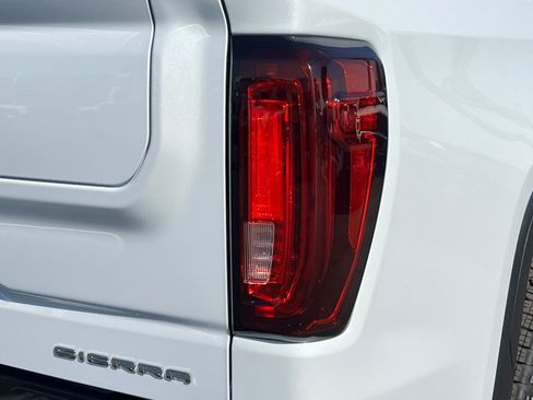New 2026 GMC Sierra 1500 Denali w/ Technology Package AWD/4WD image 7