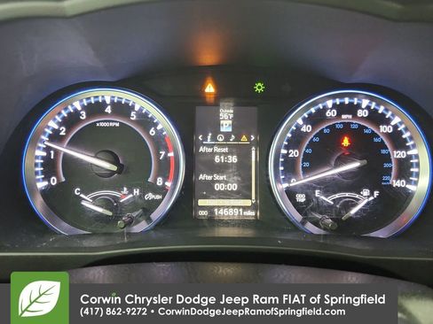 Used 2015 Toyota Highlander XLE image 23