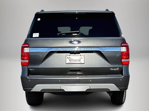 Used 2019 Ford Expedition XLT image 5