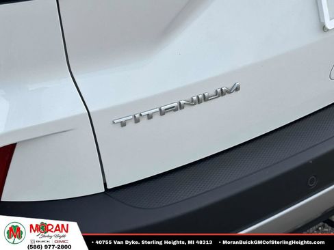 Used 2021 Ford Escape Titanium w/ Titanium Elite Package AWD/4WD image 10