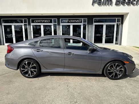 Used 2020 Honda Civic Sport image 6
