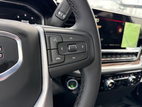 New 2026 GMC Sierra 1500 Elevation image 16