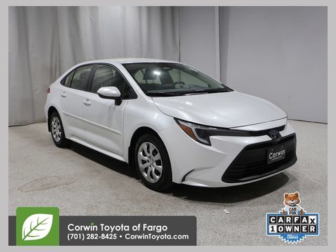 Used 2024 Toyota Corolla LE FWD image 1