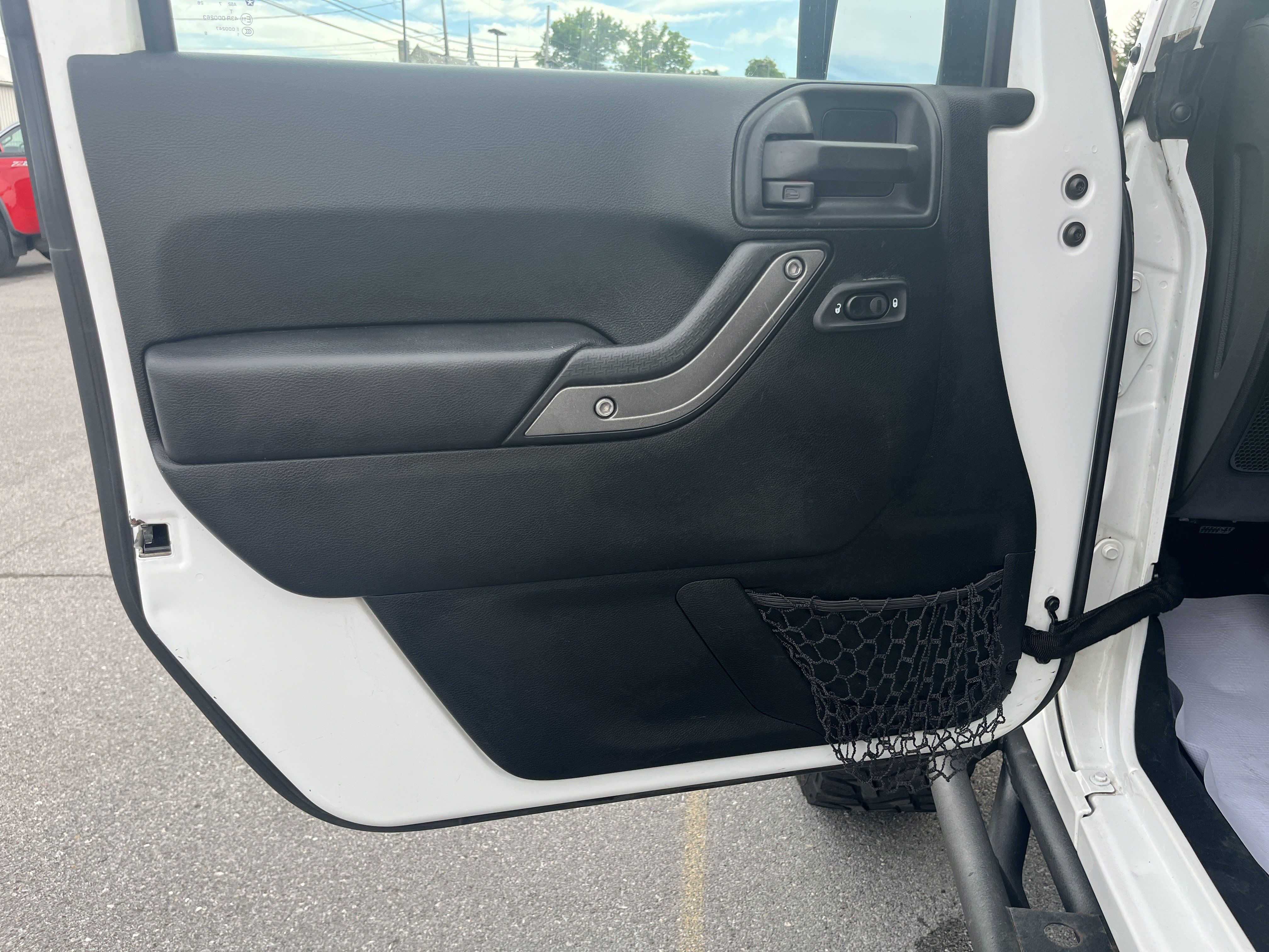 Used 2018 Jeep Wrangler Unlimited Sport S AWD/4WD image 18