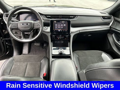 Certified 2023 Jeep Grand Cherokee L Laredo image 19