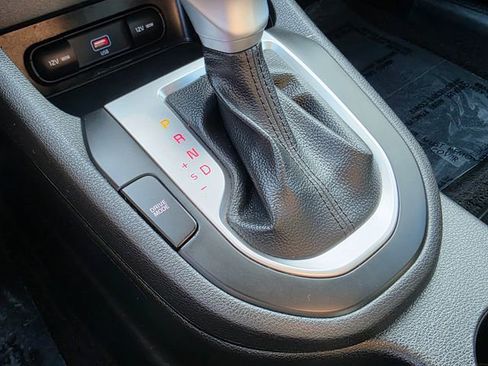 Used 2023 Kia Forte LXS w/ LXS Technology Package image 28