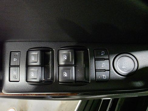 Used 2016 Chevrolet Tahoe LTZ image 18