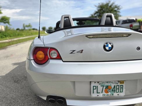 Used 2003 BMW Z4 3.0i image 18
