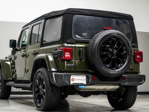 Used 2023 Jeep Wrangler Unlimited Sahara w/ Cold Weather Group image 11